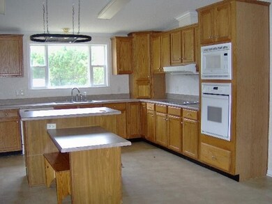 100 Piney Creek Ct, Holly Ridge, NC 28445 - photo 6