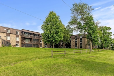 4207 Lakeside Ave N unit 328, Brooklyn Center, MN 55429 - photo 2