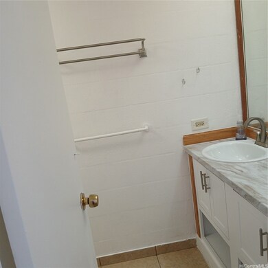 Plantation View Hale unit C317, Waipahu, HI 96797 - photo 5