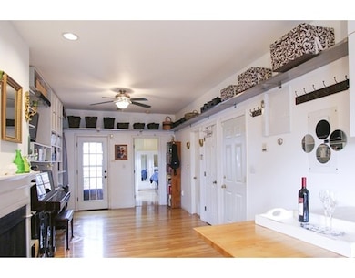 186 W 7th St unit 2, Boston, MA 02127 - photo 3