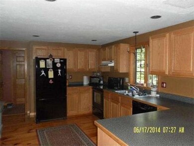 181 Butterworth Rd, Barre, MA 01005 - photo 3