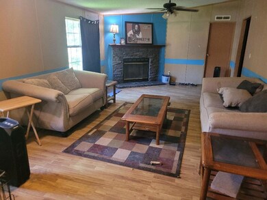 261 North Rd, Johnson City, TN 37601 - photo 3