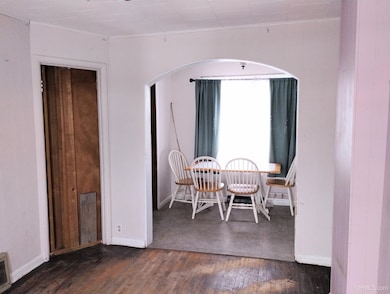 203.5 S Lincoln Rd, Escanaba, MI 49829 - photo 6