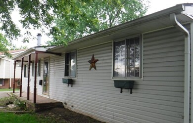 3735 Lynward Rd, Columbus, OH 43228 - photo 2