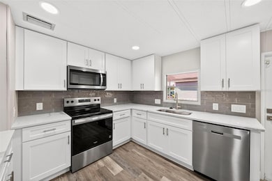 1114 Elkhart Cir, Tavares, FL 32778 - photo 7