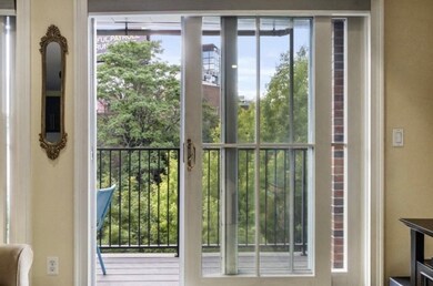 64-66 Salem St unit 5R, Boston, MA 02113 - photo 3