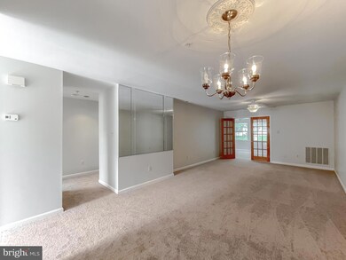 9278 Cherry Ln, Laurel, MD 20708 - photo 4