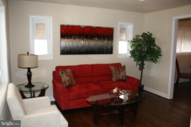 209 44th St NE, Washington, DC 20019 - photo 3