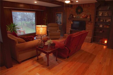 10337 Westgate St, Lenexa, KS 66215 - photo 7