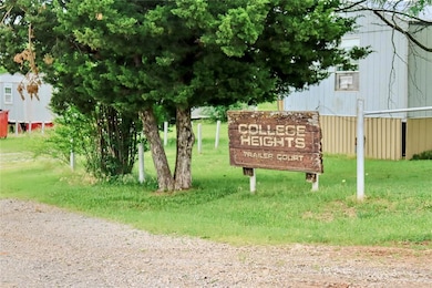 Welcome to College Heights! View of community / neighborhood sign