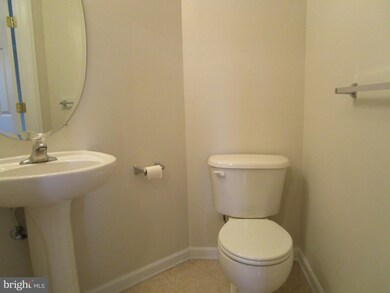 208 Hupps Hill Ct, Strasburg, VA 22657 - photo 6