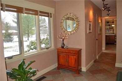 Stylish side entry with view of back yard