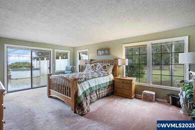 1320 N Fir Villa Rd, Dallas, OR 97338 - photo 5