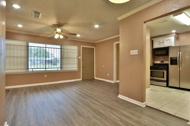 5210 Browncroft St, Houston, TX 77021 - photo 3