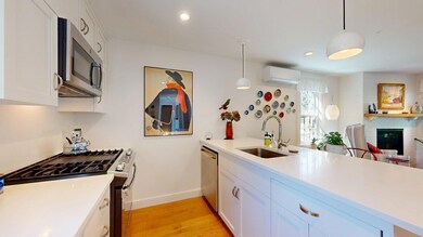 34 Pearl St unit 2, Provincetown, MA 02657 - photo 7