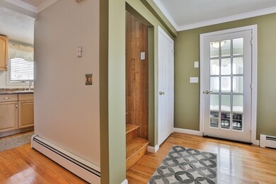 18 Sprague St, Peabody, MA 01960 - photo 2