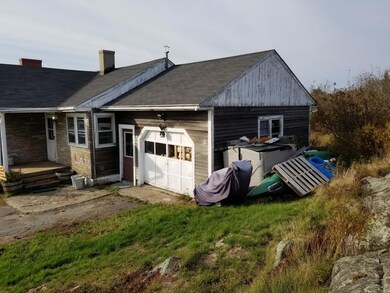 Attached Garage