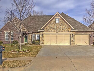327 E 124th St S, Jenks, OK 74037 - photo 3