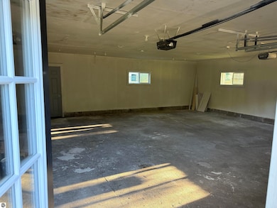 3927 W Tyler Rd, Alma, MI 48801 - photo 6