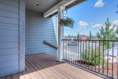 2318 NE Atherton Ct, Bend, OR 97701 - photo 2