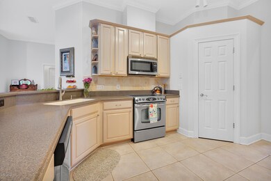 1847 Commodore Point_008_WEB