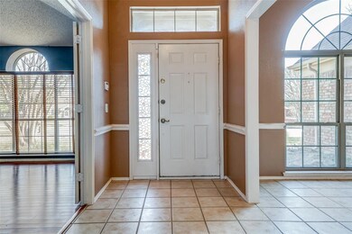 3301 Oakdale Ct, Hurst, TX 76054 - photo 4