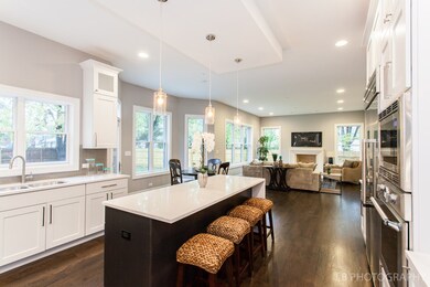 1884 Summerton Place, Northbrook, IL 60062 - photo 5