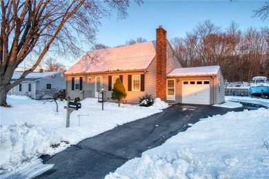 233 Halsey Rd, Woonsocket, RI 02895 - photo 2