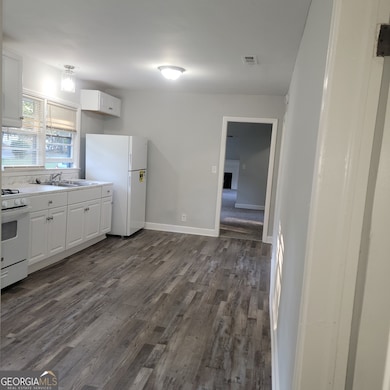 1877 Dodson Dr SW, Atlanta, GA 30311 - photo 2