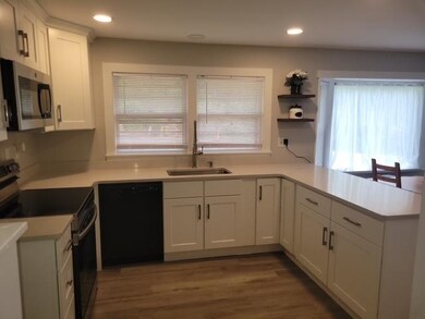 9 Reservoir Rd, Meredith, NH 03253 - photo 3