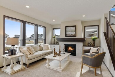 Lauren Family Room (2)