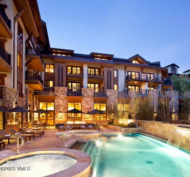 VCO_Pool Exterior_335a_lo_res_RGB