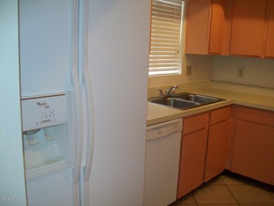 3730 E 3rd Street 011