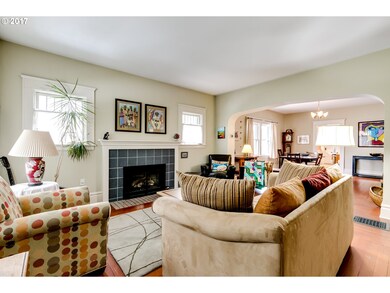 857 Lawrence St, Eugene, OR 97401 - photo 2