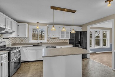 7 Edson St, Nashua, NH 03064 - photo 5