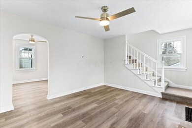 04-Living Room