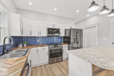 42 N Hinman St, Columbus, IN 47201 - photo 4