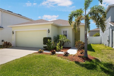 14233 Poke Ridge Dr, Riverview, FL 33579 - photo 2