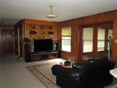 1221 Troutman Dr, Statesville, NC 28625 - photo 5