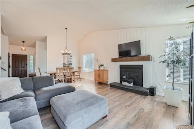 18486 E Crestline Cir, Centennial, CO 80015 - photo 6