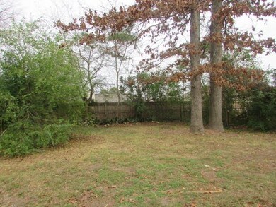 125 Massingill Dr, Longview, TX 75601 - photo 5