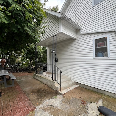 51 South St, Danbury, CT 06810 - photo 2