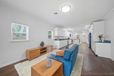 1135 S Lewis Place, Tulsa, OK 74104 - photo 7