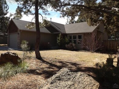 61281 Columbine Ln, Bend, OR 97702 - photo 3