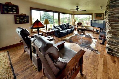 7 Front Living Room With Incredible View
