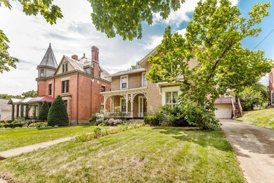 127 N Franklin St 05
