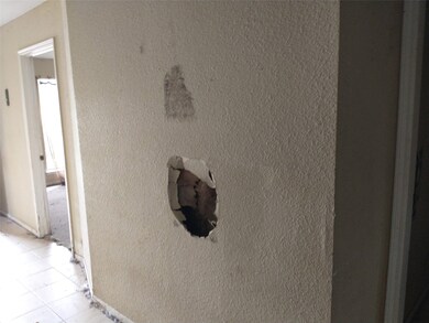 3860 Jasmine Dr, Alvin, TX 77511 - photo 5