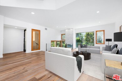 117 Ketch Mall, Marina Del Rey, CA 90292 - photo 4