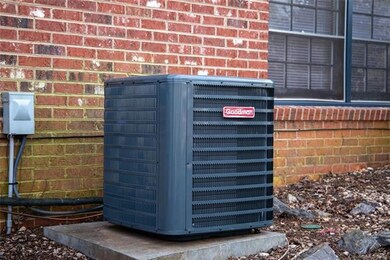 3300 Windsor Place unit 46, Statesville, NC 28625 - photo 6