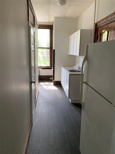 10 Merrimac St unit 3, Portsmouth, NH 03801 - photo 6